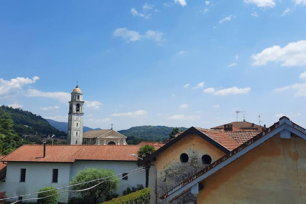 Lago Maggiore, Leggiuno, Ampio Appartamento 外观 照片